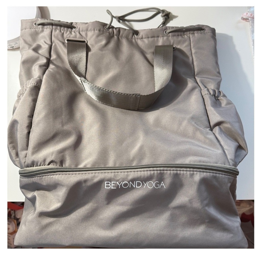Beyond Yoga Go To Backpack‎ Taupe Gray Nylon Gym Yoga Bag with Shoe Compartment - Picture 2 of 8